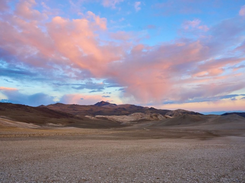 beautiful sunrise over White Mountain Peak in the White Mountains of eastern California